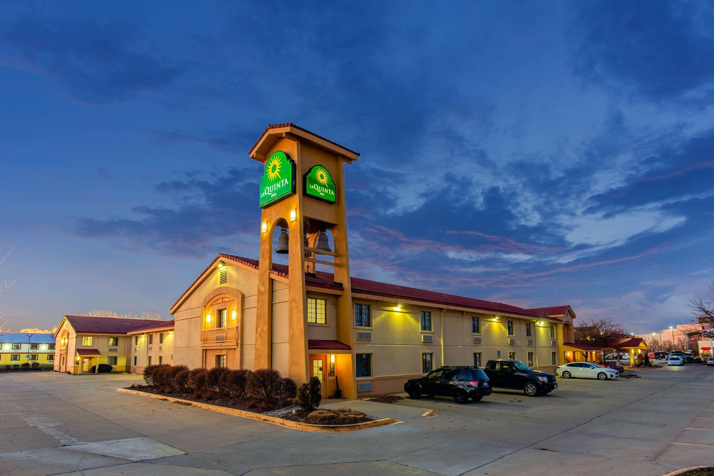 La Quinta Inn By Wyndham Шампейн Екстериор снимка